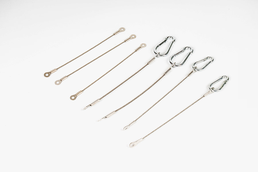 Ansambluri fabricate